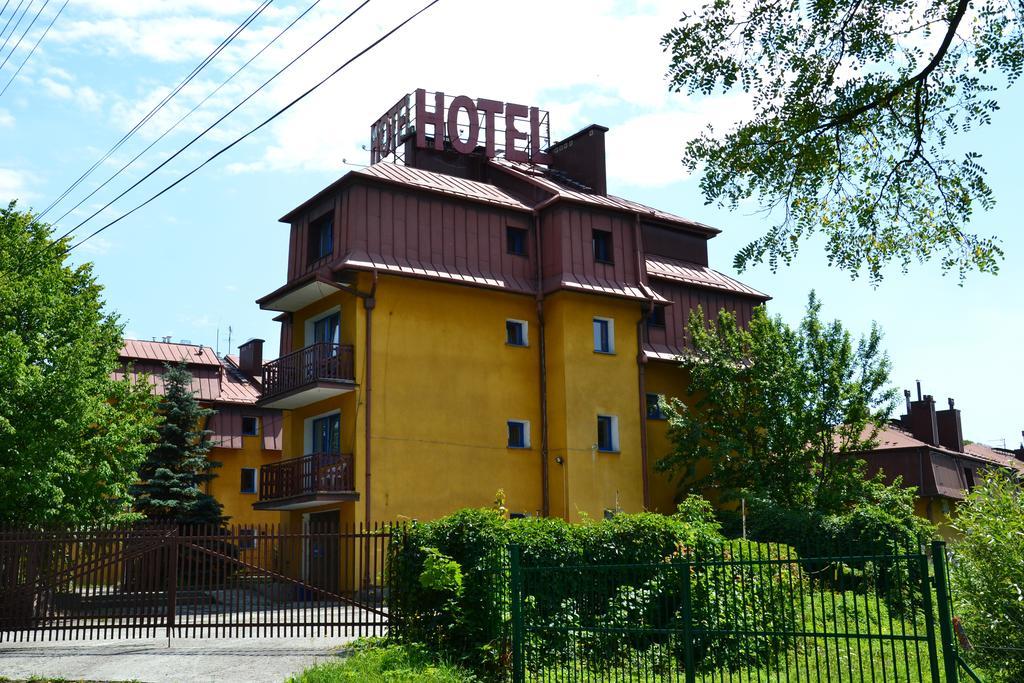 Krystyna Hotel Krakow Luaran gambar